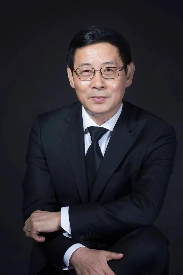 上海联影医疗董事长薛敏当选湖北杰出楚商