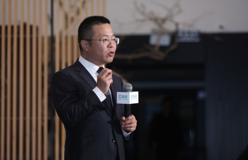 王拥群说,链家正推动经纪人角色转变此外,在房源信息和辅助决策方面