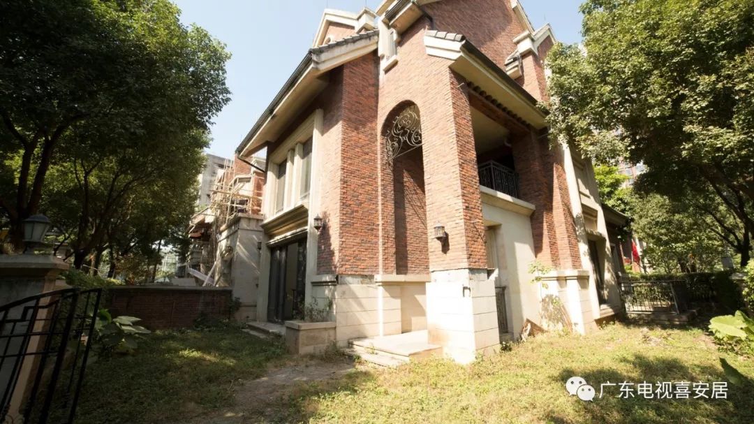 4卫西湾路荔湾区地址富力·唐宁公馆唐宁公馆的导示设计注重风格美学