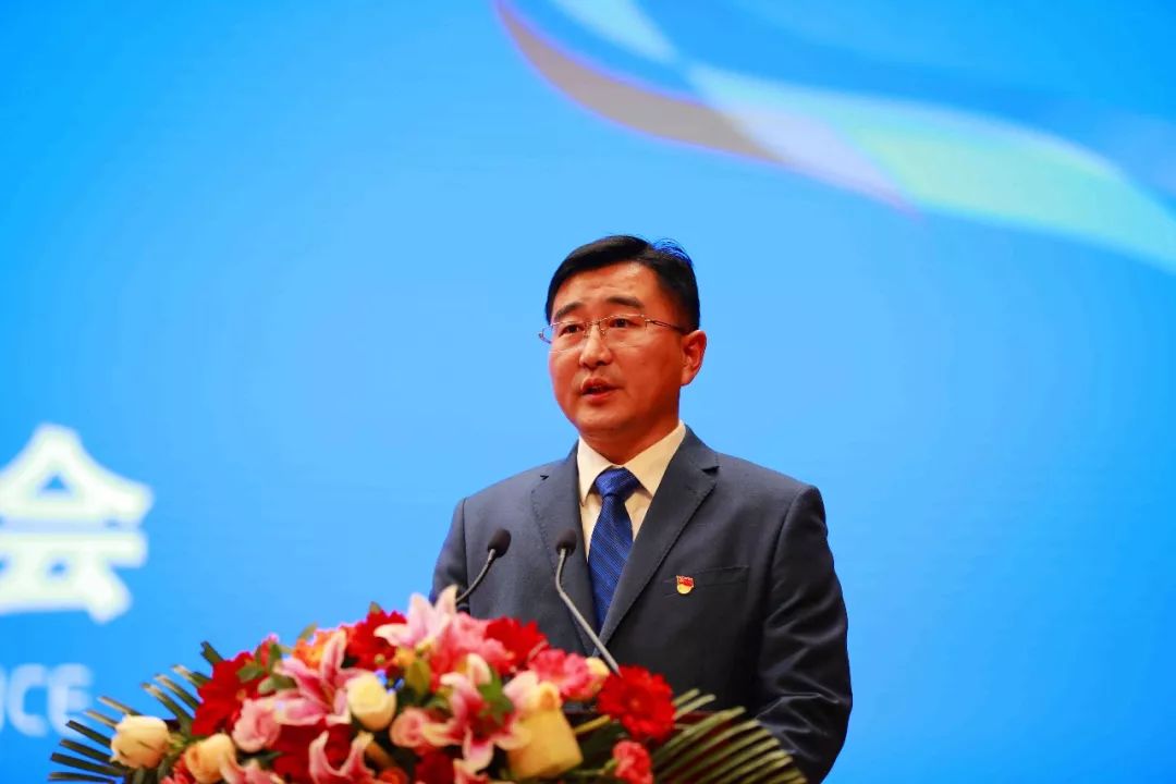 大胆为企业家站台,帮助企业解难排扰,营造企业家至上氛围_丰县
