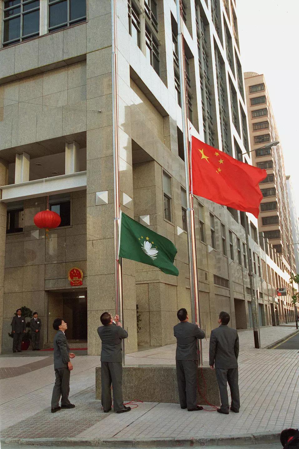 看老照片回顾澳门回归20年