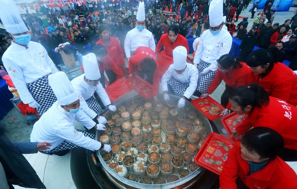 举行惠民蒸菜开笼仪式暨中国(天门)第五届蒸菜美食文化节2019年"湖北