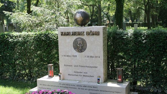 德国最伟大演员茜茜公主的男主角与罗密施耐德同一天去世