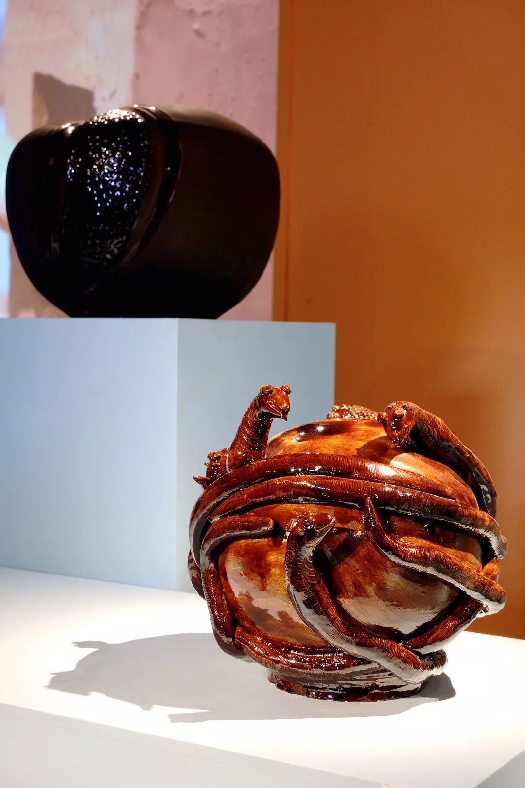 "丝路泥旅"——第二季意大利七人当代陶艺展开幕式,日前在曲江富陶