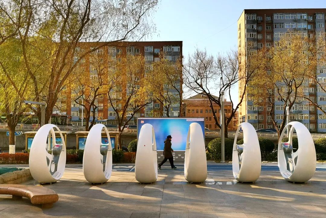 金融街智能健身公园落成1828公里智能跑道科技感爆棚