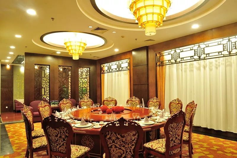 先豪国际酒店年夜饭预订中┃家宴至味团圆