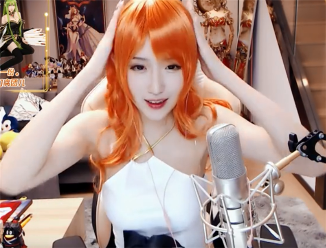 原创腐团儿新灵魂cos海贼王娜美,远看像大妈,近看才发现美翻了