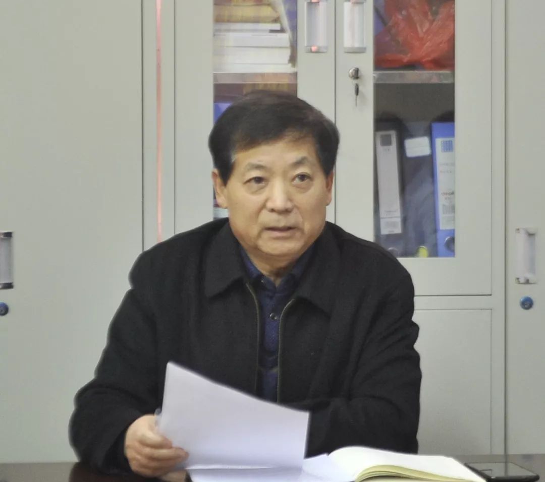 第三人民医院执行院长助理 周修子主持会议 肿瘤内科一病区主任张维真