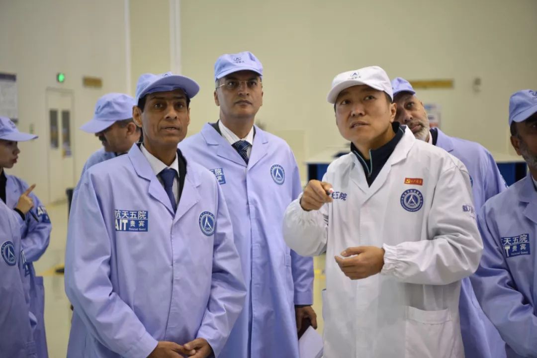 巴方参观航天科技集团五院总装集成测试中心巴方参观航天科技集团一院