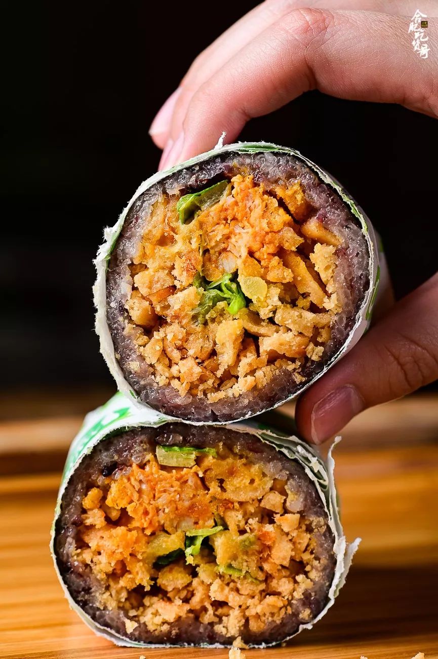 最美的圣诞宣言,莫过"我养你啊",超人气的一捧饭团,霸都免费送!_日式