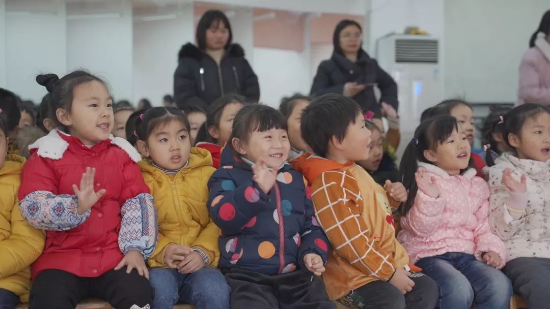 争做消防小卫士安全知识我知道消防小卫士走进哆来咪幼儿园