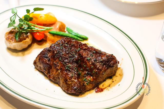 原创1376元一块的牛排,吃到我怀疑人生,结账时尴尬了!