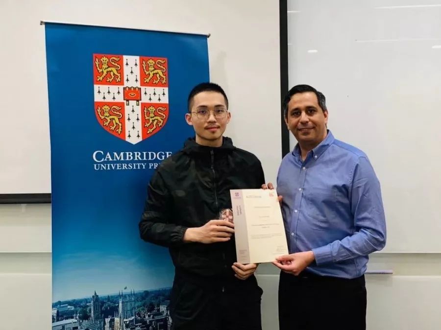 证书成绩:剑桥英语语言教师证书(celta)