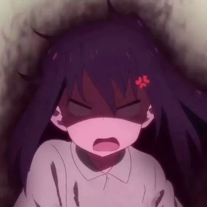 头像如果你要拥抱我请提前告诉我我要把我的小肚子收起来