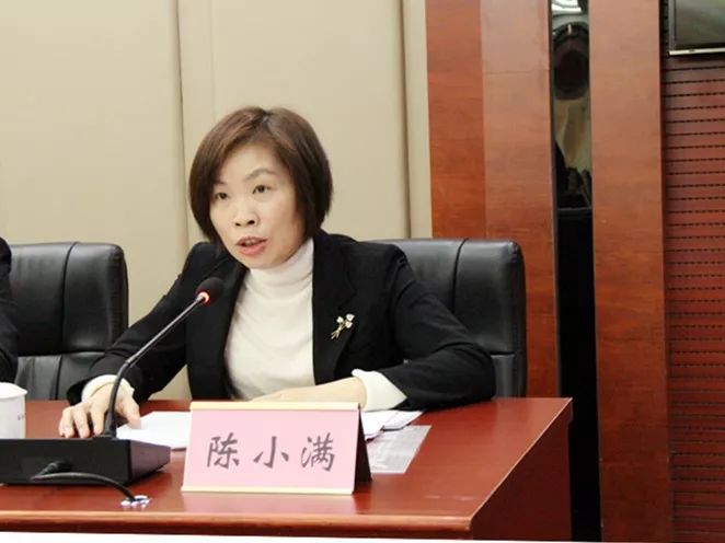 中国人寿玉林分公司副总经理陈小满就传达自治区"两癌"保险工作会议