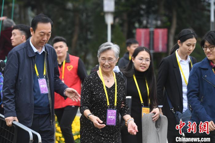 杜聿明之女杜致廉跨越海峡的昆仑关情结