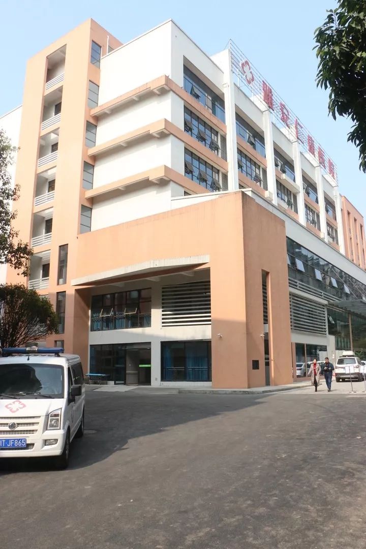 为患者排忧解难家属称其良心医院