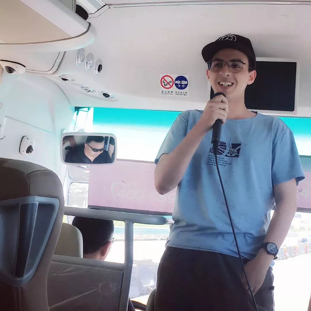 人物黄明华兴趣是最好的老师