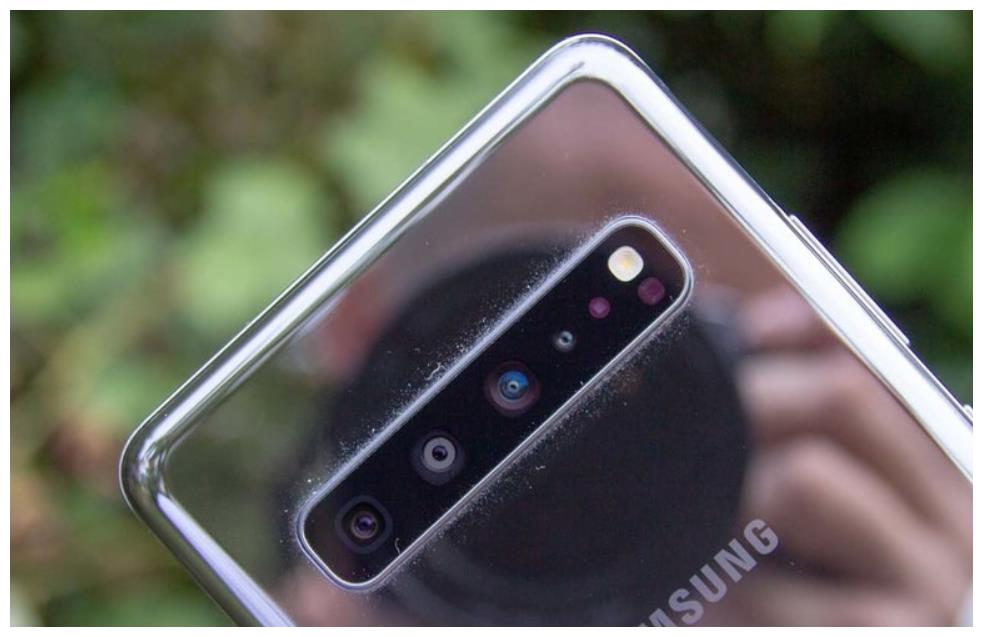 三星galaxys105g评测性能强悍但相机真的很丑