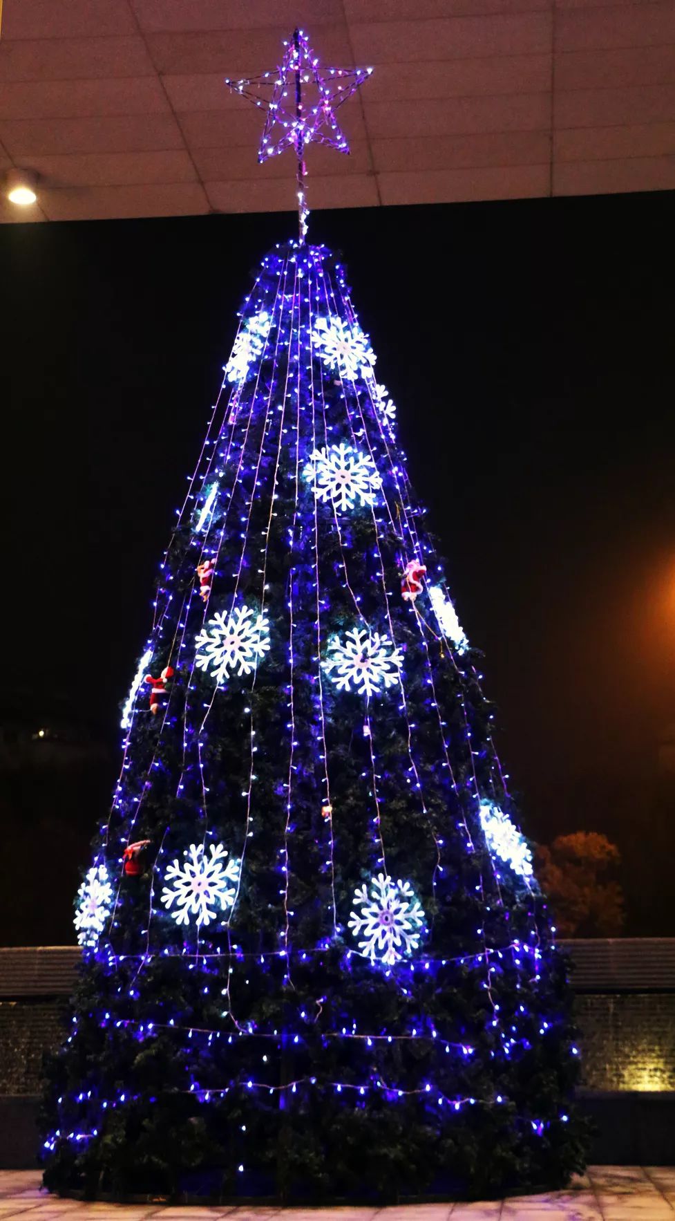 21世纪10代最后一个冬天,上街过圣诞吧_装饰