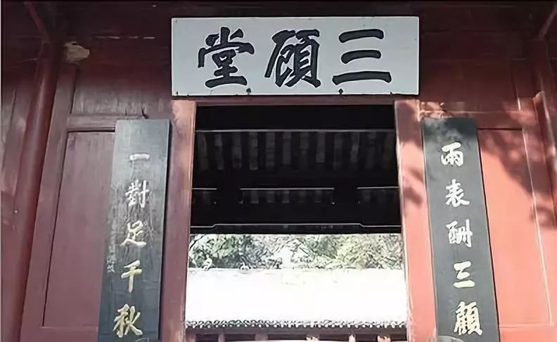 祠堂所承挂对联大有讲究