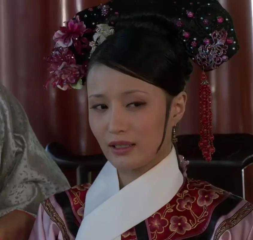 甄嬛传:齐妃曹贵人欣常在,有孩子的妃子有一个特点,你发现了吗_华妃