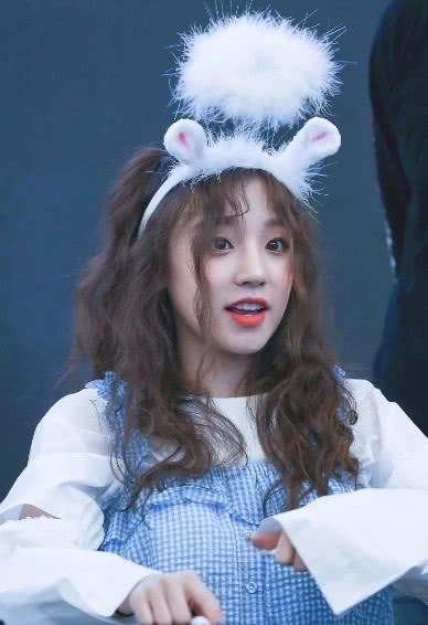 原创有种"整容"叫宋雨琦卸妆,看清她此刻的脸,瞬间成为男生最爱!