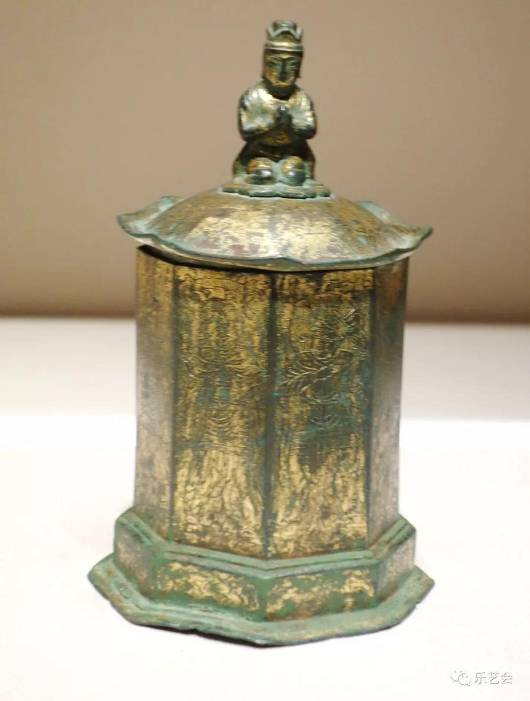 独树一帜的金冠饰,兵器与马具:东京国立博物馆朝鲜半岛文物精华