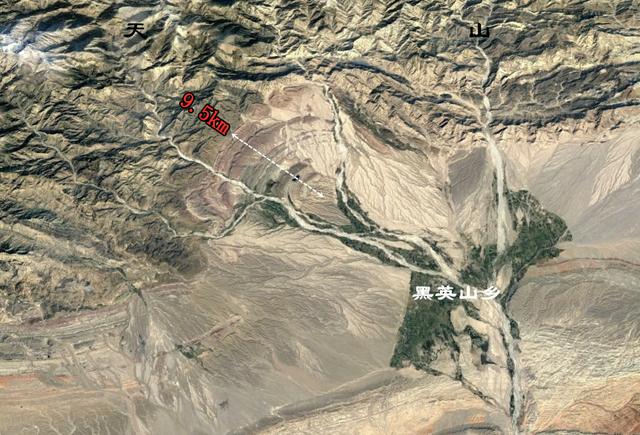 地球上有两只眼睛一个在撒哈拉沙漠另一个在新疆直径20公里