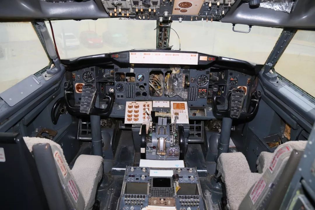 奥比斯飞机内部图片