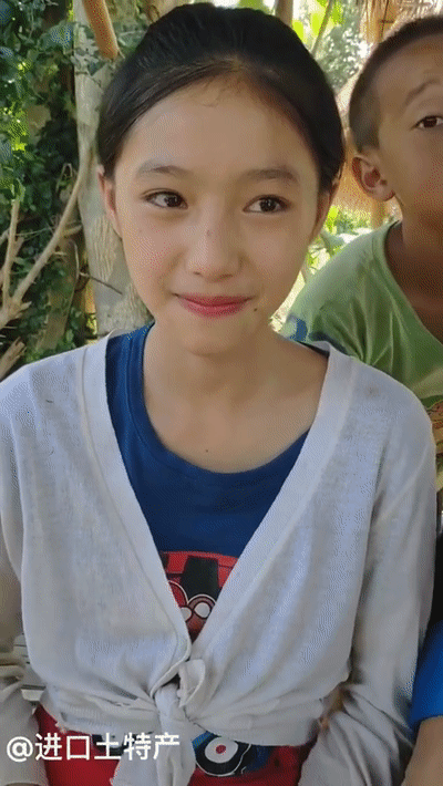 日本最想私藏的初恋脸！15岁五国混血一夜刷屏，美得想报警！！_年纪