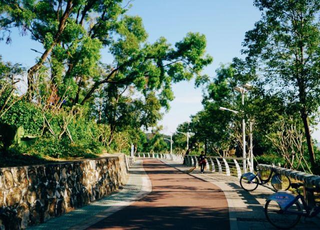 盐田海滨栈道,深圳徒步旅行的好去处,一路追寻碧海蓝天