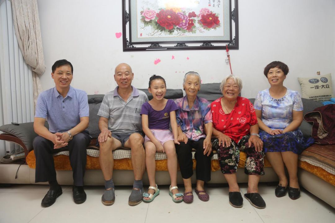 点赞许昌2个家庭获评河南省文明家庭