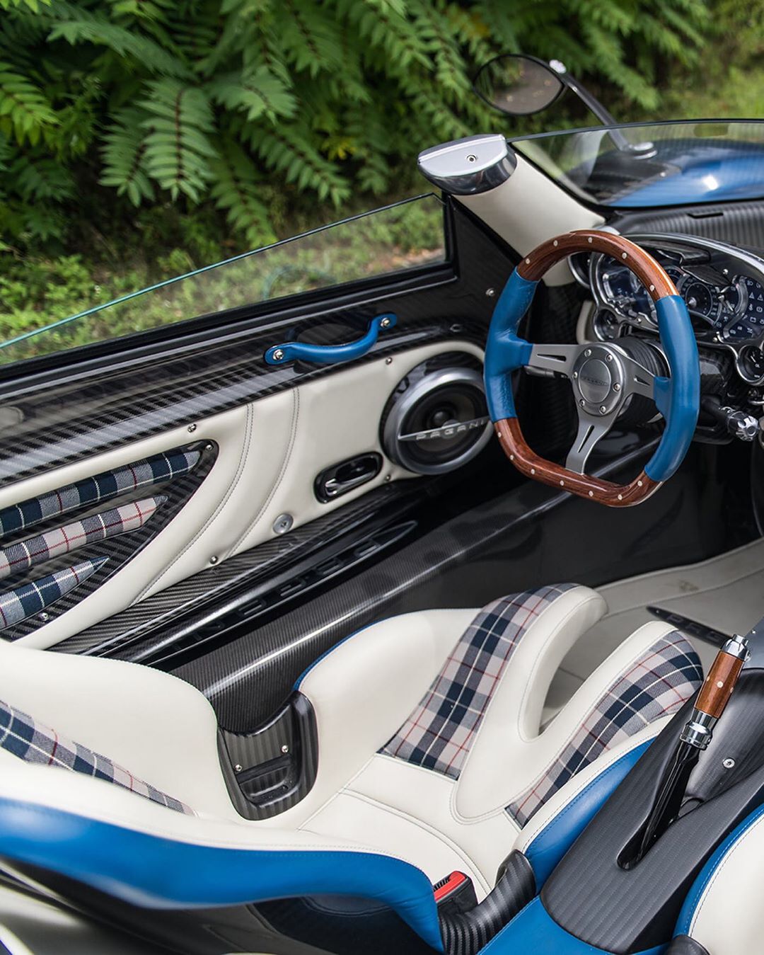 价值1750万美元的帕加尼zonda少见格子内饰