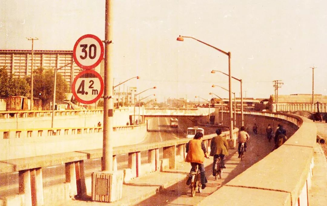 【记忆】龙华的故事说不尽,这些老照片里有你的记忆吗?_上海