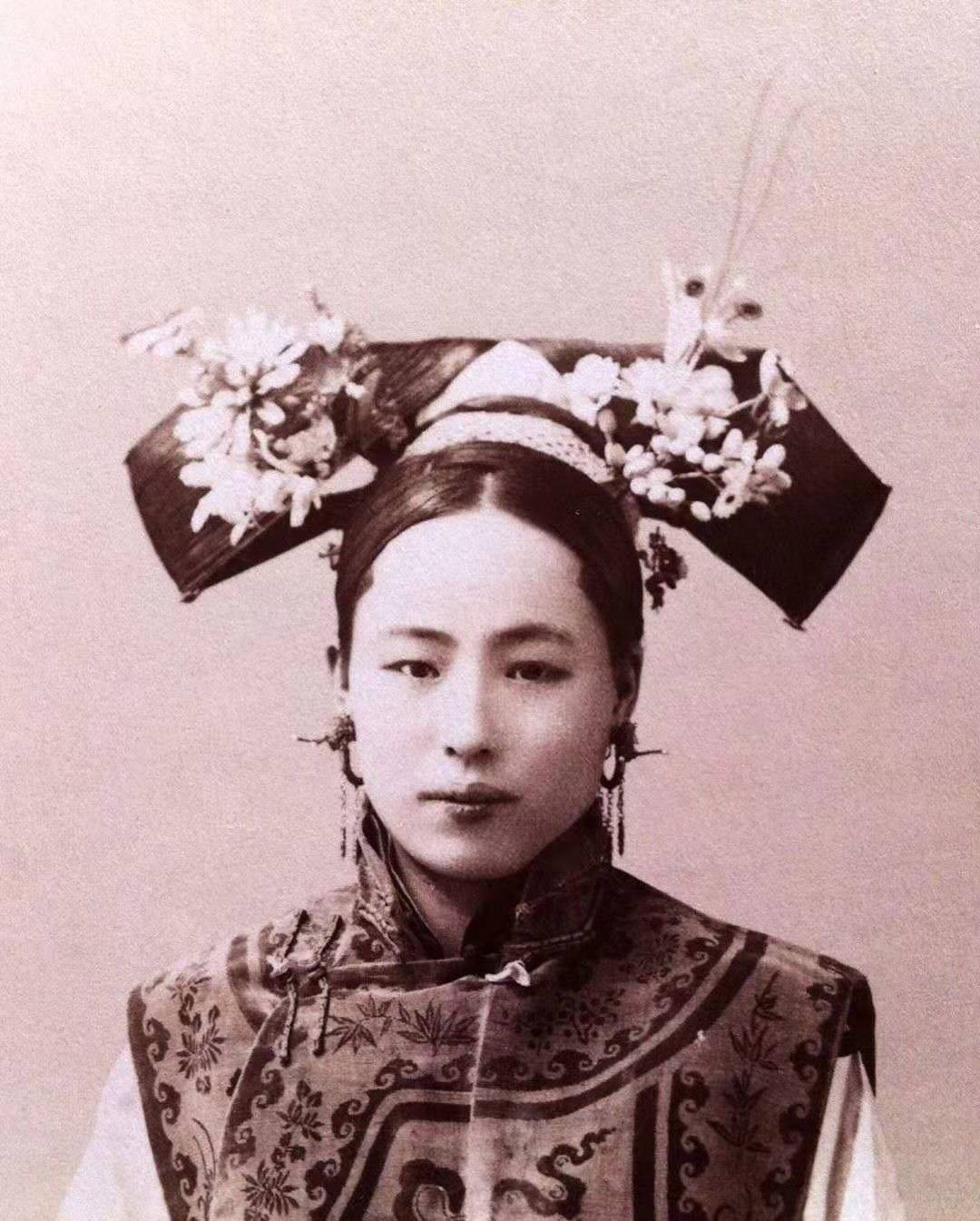清朝第一美女季秧图片