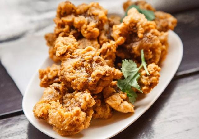 原创炸醋肉时有人裹面粉有人裹淀粉都不对难怪又软又油腻