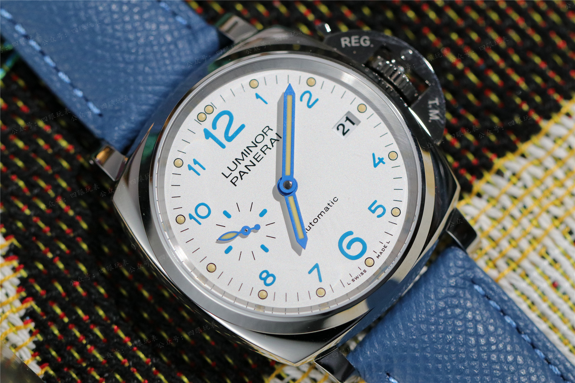 腕间出击文武双全vs沛纳海pam906超薄腕表