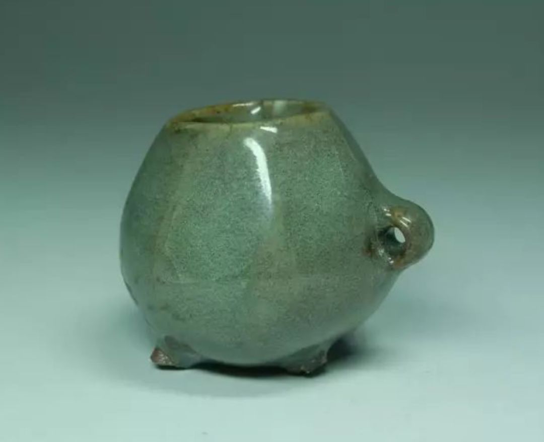 两宋龙泉窑青瓷碗的风格变迁