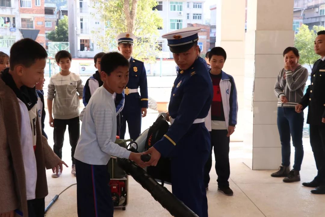 "邻里守望,救在身边"——走进福建省福安市溪潭中学