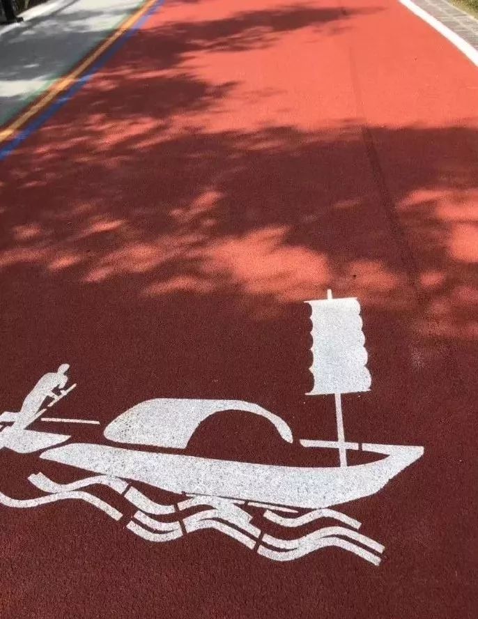 图案,船帮文化装饰品从仙宫度假村开始出发,它是一条适合慢行的绿道