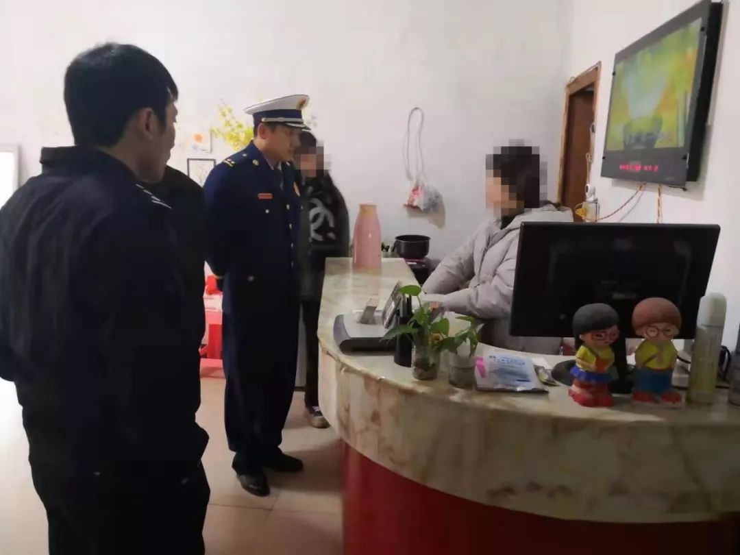 吉安丨直击扫黄现场!吉安警方抓捕多人!