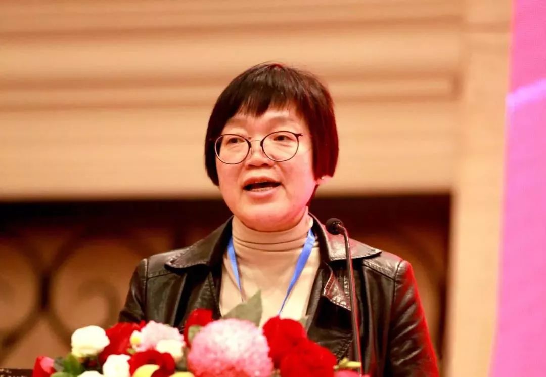 主持大会参加大会的领导有中国建筑装饰协会执行会长兼秘书长刘晓一