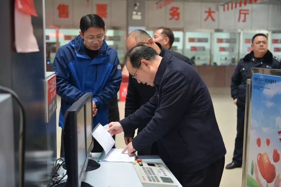 市交通运输局领导深入一线督导检查客运行业安全生产工作_林春龙