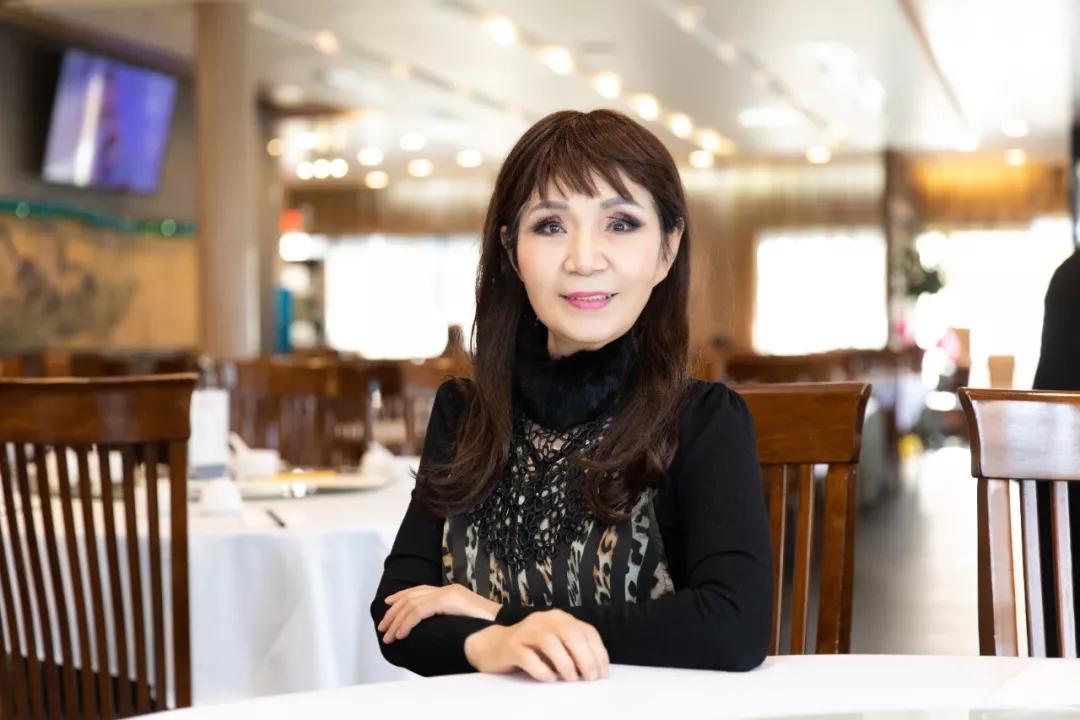 2姚春荣老师编排的开场舞和压轴舞,舞蹈水平很高,编排很费工夫,一看就