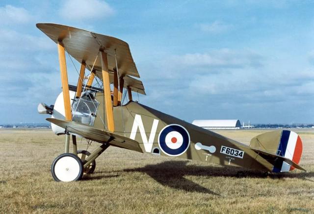 索普维斯骆驼战斗机,英国索普维斯飞机公司在一战期间设计的最