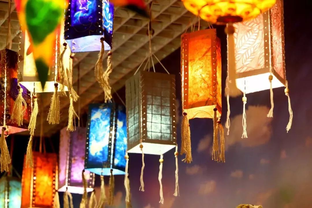 攻略| 2019大型灯笼节和飘雪狂欢节来了,门票免费领!_百色