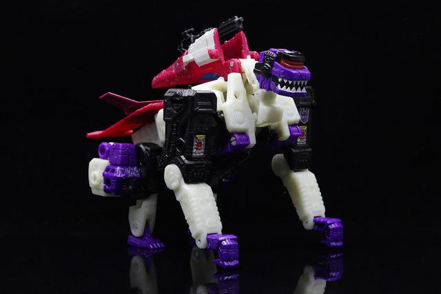 久违的头领小人▲冲击其实是为猿面量身定做的吧,这配色太和谐!