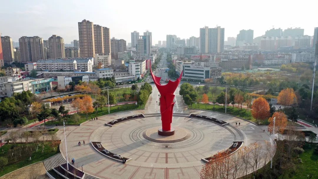 城市生长六安70年的瞬间绝版航拍六安老照片值得收藏