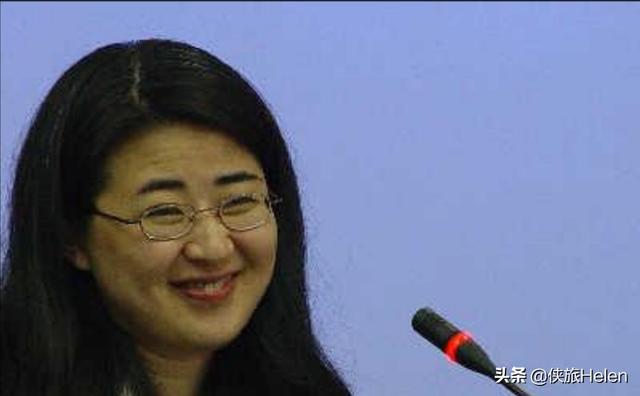 宇文所安虽是美国人,那么热爱中国文学,知识是无国界的.